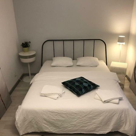 Green Apartment With Terrace 12 Βουκουρέστι Εξωτερικό φωτογραφία