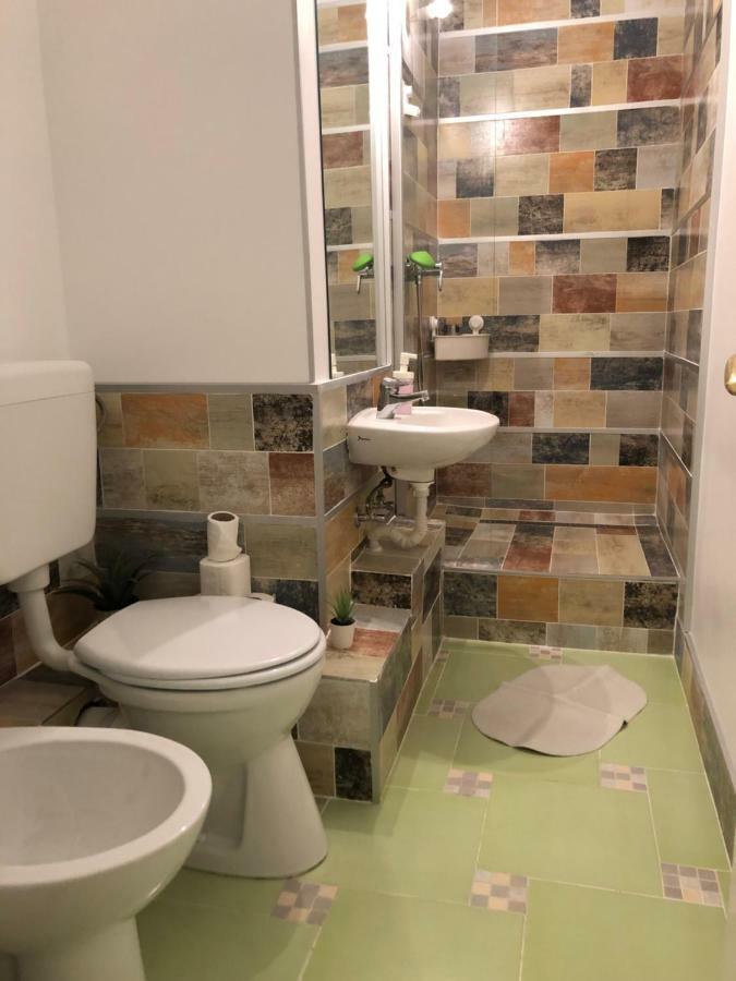 Green Apartment With Terrace 12 Βουκουρέστι Εξωτερικό φωτογραφία