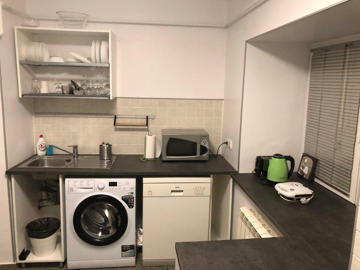 Green Apartment With Terrace 12 Βουκουρέστι Εξωτερικό φωτογραφία